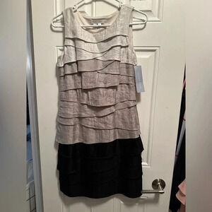 London Times silver tiered dress size 4 BNWT